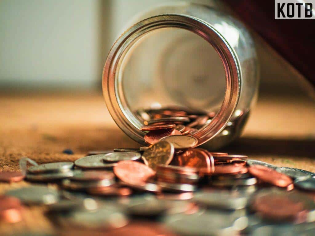 close-up photo of assorted coins